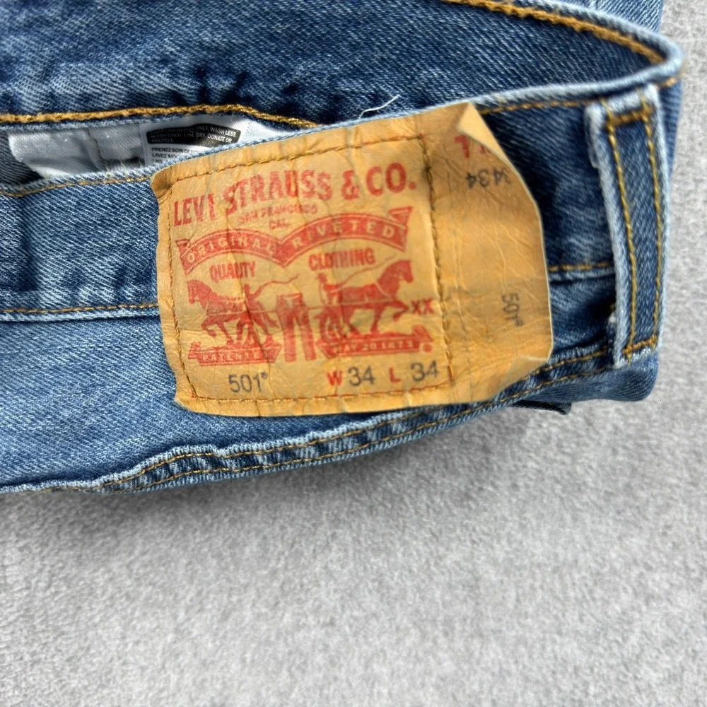 Levis 501 Mens Jeans Tag 34x34 Fits 36x34 Blue Denim Button Fly Straight Cotton